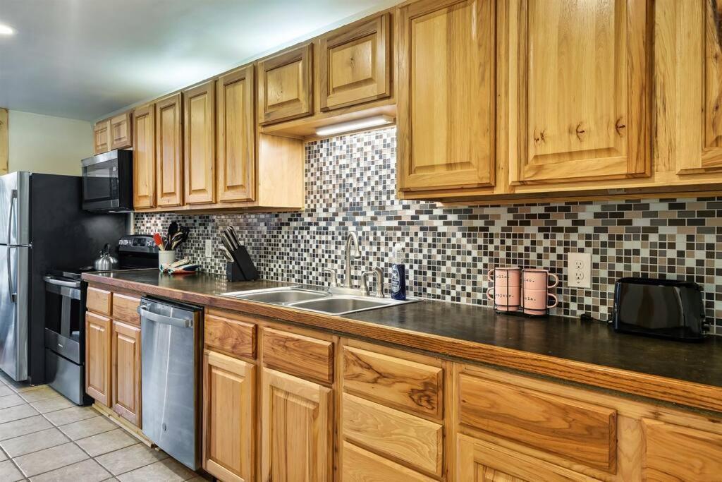 Secluded Mtn View New! 10 Mins To Gatlinburg Or Park Villa Exterior photo